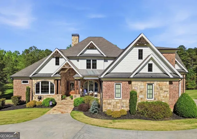 Photo 1 of Mansion for sale at 680 Gaddis Rd, Canton, GA 30115 | MLS# 10760630 | Listing updated on 2026-09-17