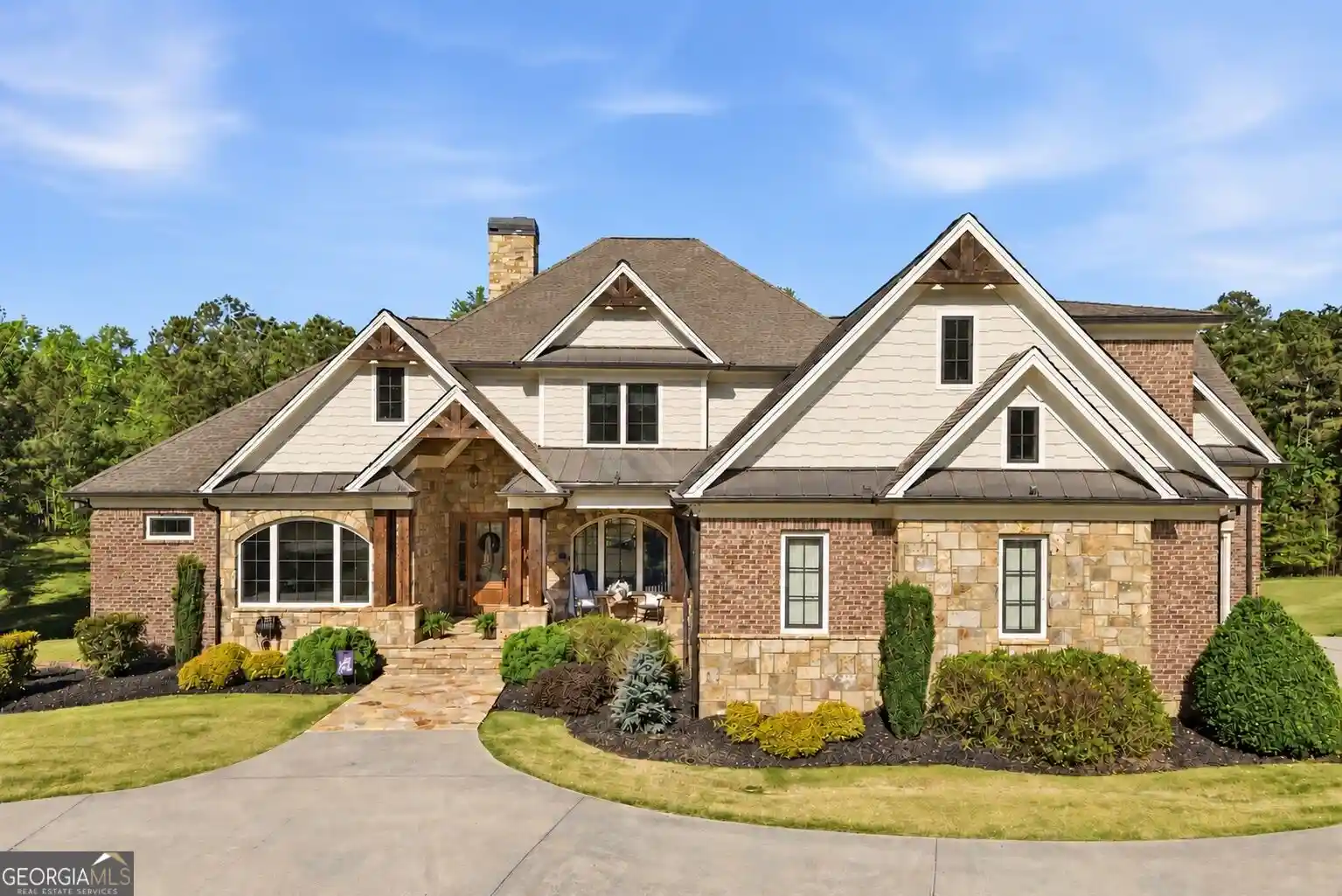 Photo 1 of Mansion for sale at 680 Gaddis Rd, Canton, GA 30115 | MLS# 10760630 | Listing updated on 2026-10-07