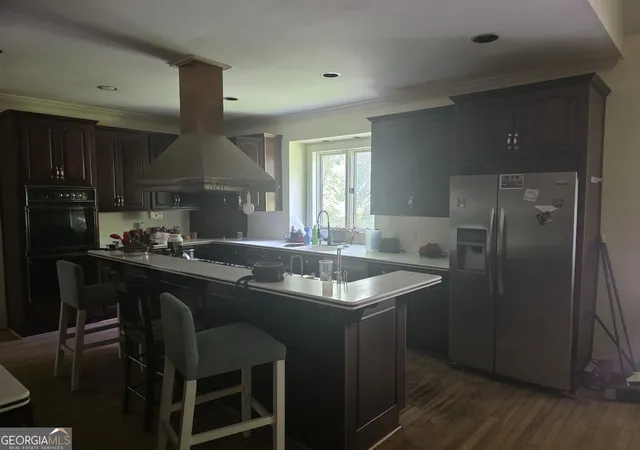 Photo 3 of Sale Pending at 5664 Silver Ridge Dr, Stone Mountain, GA 30087 | MLS# 10819959 | Listing updated on 2026-09-04
