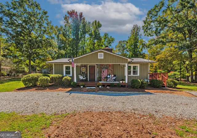 Photo 1 of Single family home for sale at 991 Lakeshore Rd, Martin, GA 30557 | MLS# 10869957 | Listing updated on 2026-10-27