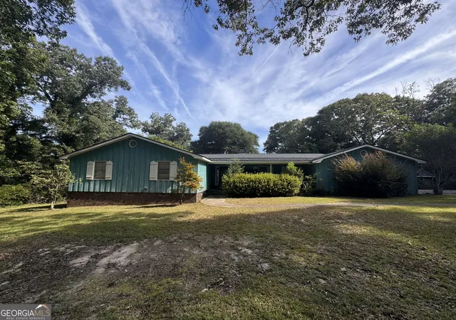 Photo 2 of Sale Pending at 110 Bayview Dr, Perry, GA 31069 | MLS# 10823549 | Listing updated on 2026-09-09