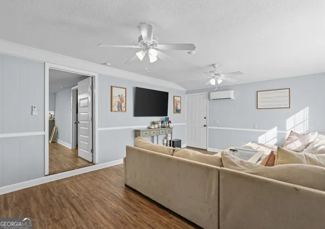 4th image of 512 Tillman St, Odum, GA 31555 | MLS# 10673856