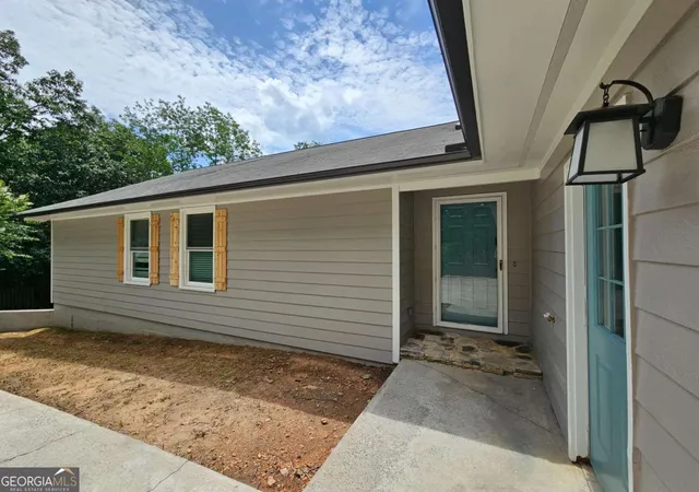 Homes for sale in Cumming, GA | 7135 Jonsway, Cumming, GA 30041 | MLS# 10787034