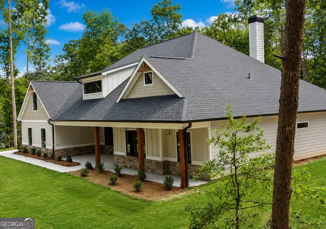 2nd image of 214 Signing Tree Trl, Clarkesville, GA 30523 | MLS# 10825952
