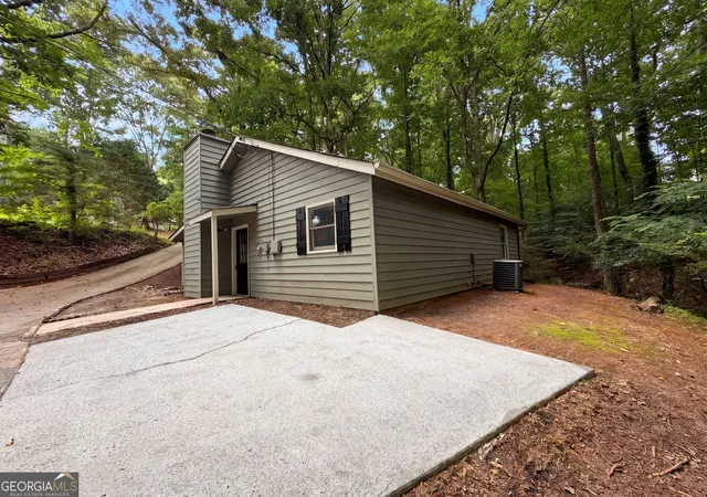 Homes for sale in Gainesville, GA | 9315 Dogwood Pl, Gainesville, GA 30506 | MLS# 10791656