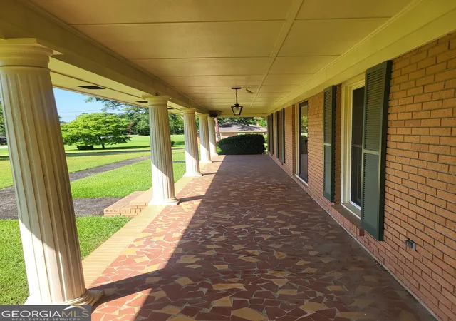 5th image of 1210 25Th St, Valley, AL 36854 | MLS# 10815495