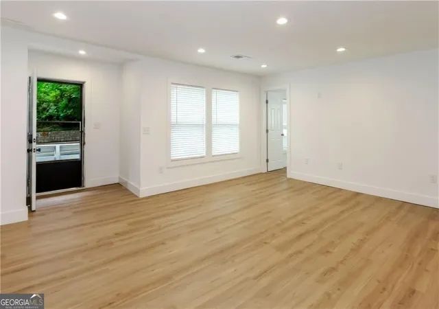 Photo 4 of Single family home for sale at 2130 Donald Lee Hollowell Pkwy Nw, Atlanta, GA 30318 | MLS# 10824710 | Listing updated on 2026-10-11