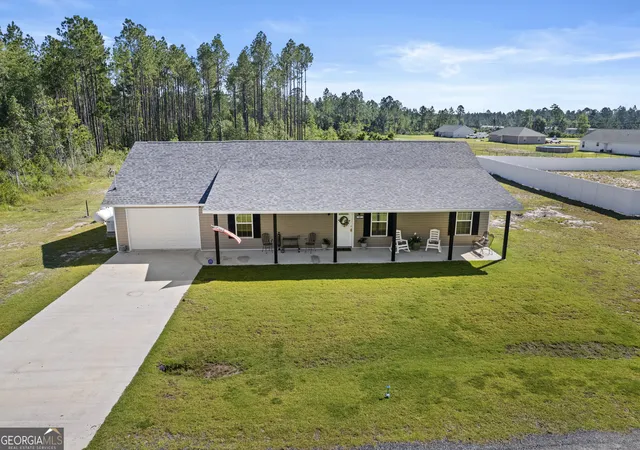 Homes for sale in Waynesville, GA | 88 Hawks Landing Run, Waynesville, GA 31566 | MLS# 10803140