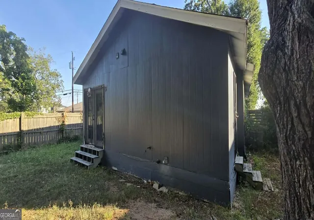Photo 3 of Single family home for sale at 415 King Arnold St, Hapeville, GA 30354 | MLS# 10832992 | Listing updated on 2026-08-26