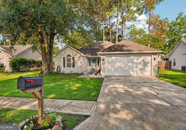 Homes for sale in Saint Marys, GA | 312 E Hallowes Dr, Saint Marys, GA 31558 | MLS# 10798098