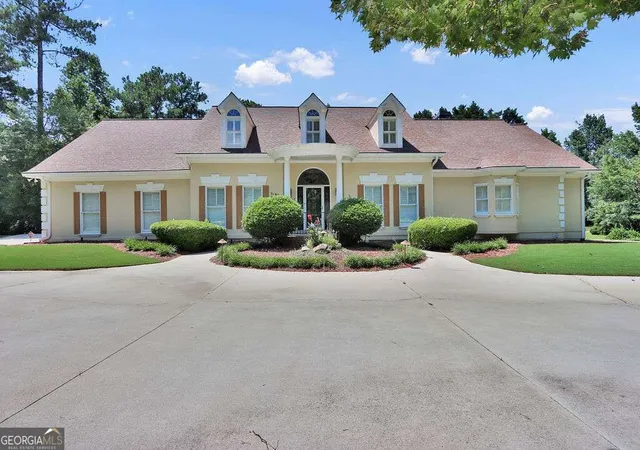 Photo 1 of Single family home for sale at 3581 Kilpatrick Ln, Snellville, GA 30039 | MLS# 10829454 | Listing updated on 2026-09-20