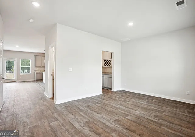 Photo 3 of Single family home for sale at 233 Fern Dale Dr, Fairburn, GA 30213 | MLS# 10835867 | Listing updated on 2026-09-09