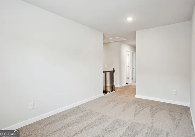 Photo 4 of Single family home for sale at 233 Fern Dale Dr, Fairburn, GA 30213 | MLS# 10835867 | Listing updated on 2026-09-09