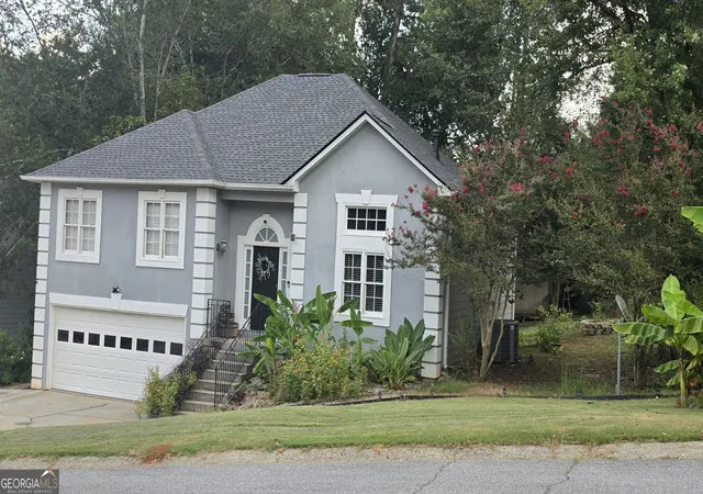 Photo 3 of Single family home for sale at 1475 Yorktown Dr, Lawrenceville, GA 30043 | MLS# 10836227 | Listing updated on 2026-09-14