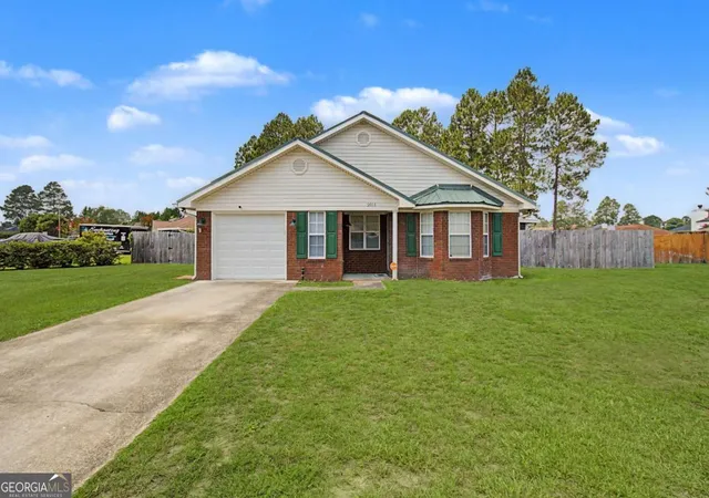 1st image of 2011 Ossabaw Dr, Hinesville, GA 31313 | MLS# 10817457