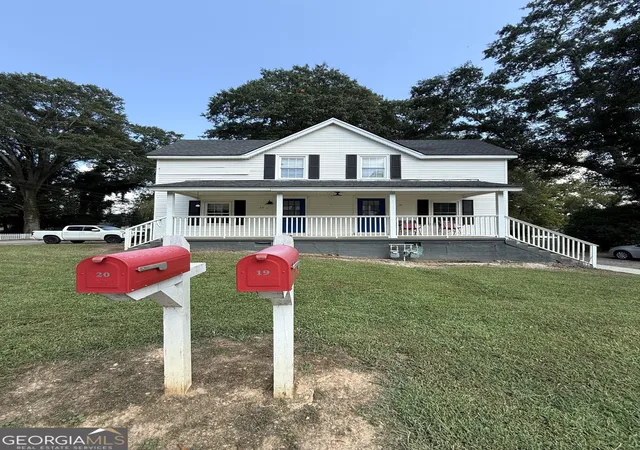 1st image of 19 Carolina St, Gainesville, GA 30501 | MLS# 10614584