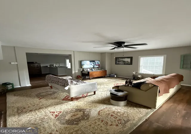 Photo 3 of Sale Pending at 19 Carolina St, Gainesville, GA 30501 | MLS# 10614584 | Listing updated on 2026-01-13