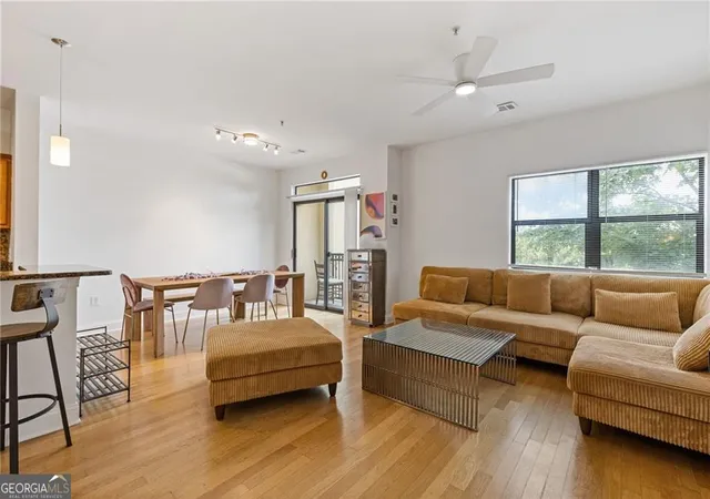 Photo 2 of Condo for sale at 2230 Cheshire Brg Rd Ne #510, Atlanta, GA 30324 | MLS# 10789413 | Listing updated on 2026-09-03