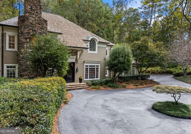 2nd image of 1235 W Garmon Rd Nw, Sandy Springs, GA 30327 | MLS# 10730169