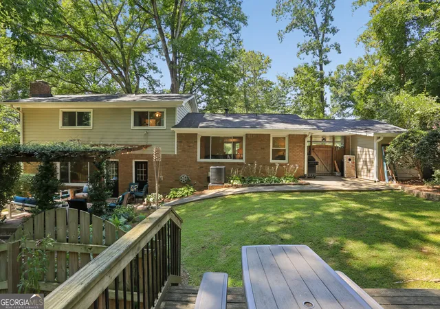 Photo 3 of Single family home for sale at 4357 Bishop Hollow Ct, Dunwoody, GA 30338 | MLS# 10830893 | Listing updated on 2026-10-10