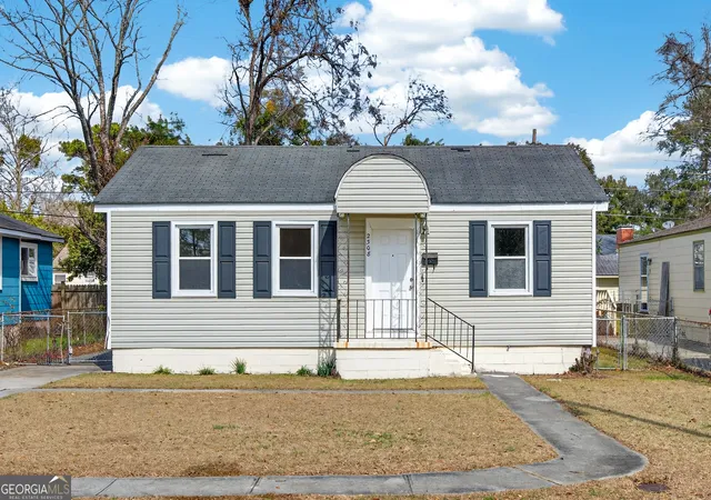 1st image of 2308 New York Ave, Savannah, GA 31404 | MLS# 10700361