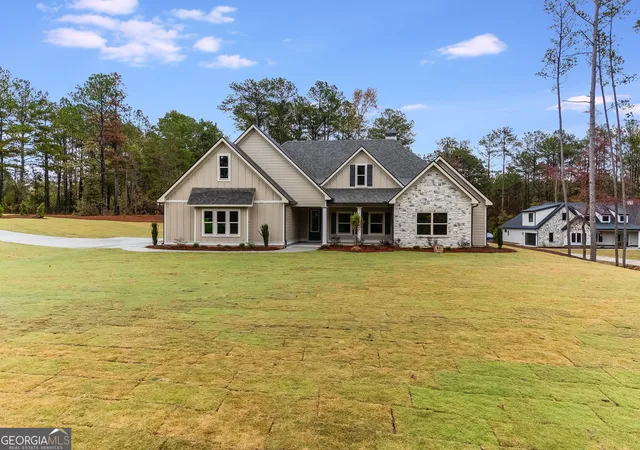 Photo 2 of Single family home for sale at 16 Liberty Sta Dr, Bremen, GA 30110 | MLS# 10598696 | Listing updated on 2026-09-17