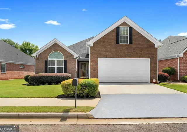 Photo 3 of Single family home for sale at 235 Prominent Loop, Mcdonough, GA 30253 | MLS# 10826921 | Listing updated on 2026-08-30