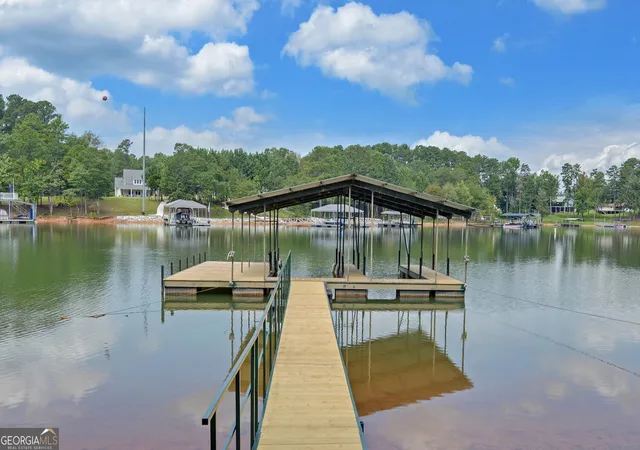 Photo 3 of Townhouse for sale at 73 Woodlake Crt, Hartwell, GA 30643 | MLS# 10796973 | Listing updated on 2026-08-26
