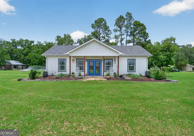 Homes for sale in Blackshear, GA | 6611 Clark Rd, Blackshear, GA 31516 | MLS# 10797663