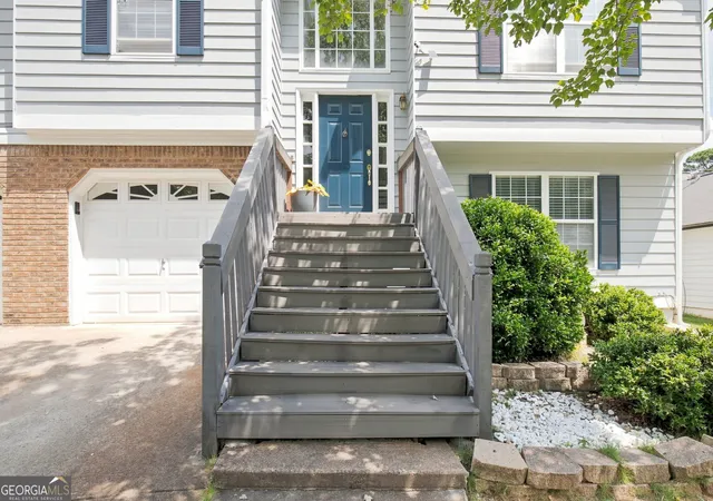 Photo 2 of Single family home for sale at 2808 Vintage Wood Wy Nw, Kennesaw, GA 30144 | MLS# 10833689 | Listing updated on 2026-09-11