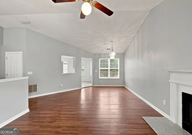 Photo 3 of Single family home for sale at 2808 Vintage Wood Wy Nw, Kennesaw, GA 30144 | MLS# 10833689 | Listing updated on 2026-09-11