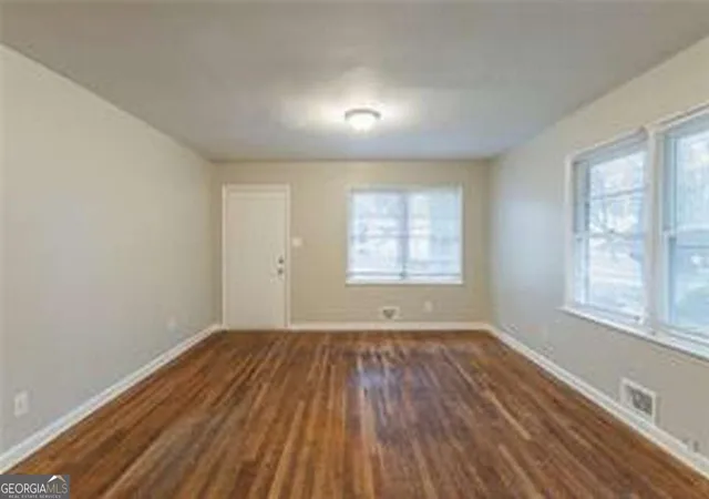 Photo 2 of Single family home for sale at 1962 Pine Oak Dr SW, Atlanta, GA 30310 | MLS# 10813010 | Listing updated on 2026-08-09