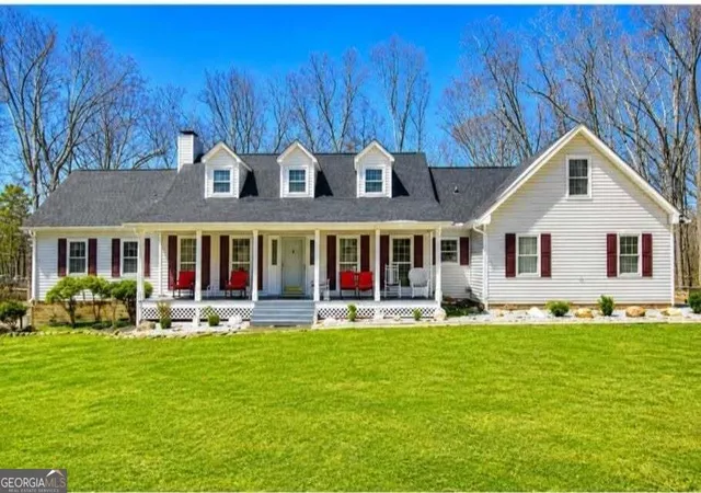Photo 1 of Sale Pending at 6450 Lake Sara Glen Dr, Douglasville, GA 30135 | MLS# 10700522 | Listing updated on 2026-08-31