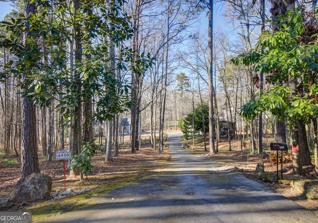 Photo 2 of Sale Pending at 6450 Lake Sara Glen Dr, Douglasville, GA 30135 | MLS# 10700522 | Listing updated on 2026-08-31