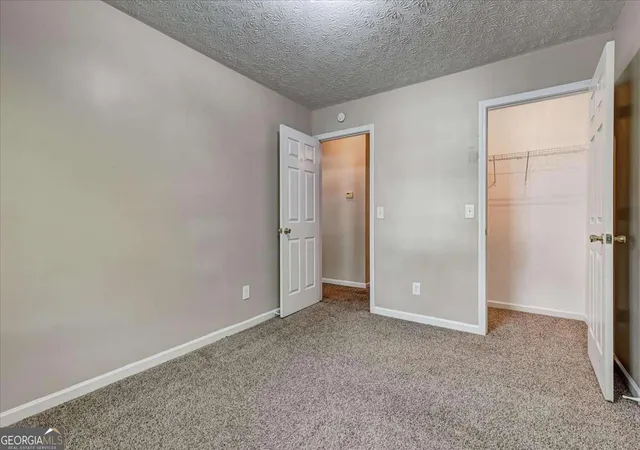 4th image of 2289 Strathmoor Manor Dr, Lithonia, GA 30058 | MLS# 10539394