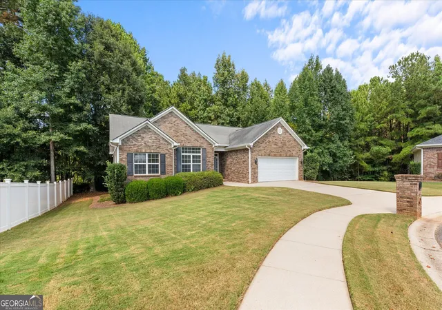 Photo 3 of Single family home for sale at 112 Orion Terrace, Carrollton, GA 30117 | MLS# 10832490 | Listing updated on 2026-09-23