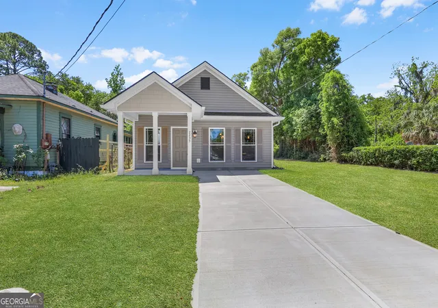 Homes for sale in Savannah, GA | 2235 Alaska St, Savannah, GA 31404 | MLS# 10801506