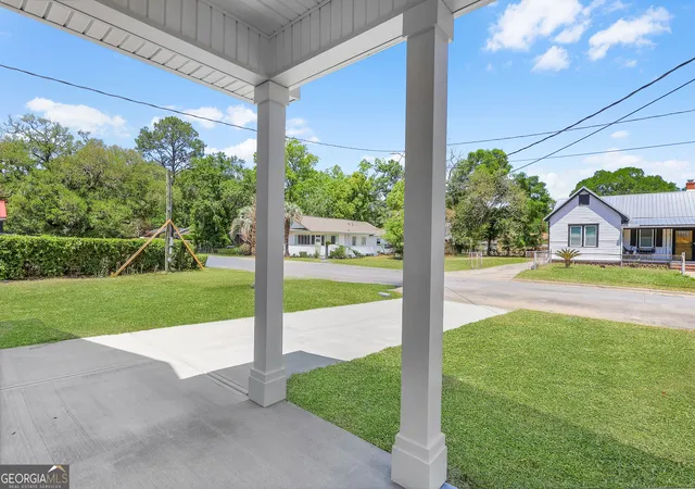 Homes for sale in Savannah, GA | 2235 Alaska St, Savannah, GA 31404 | MLS# 10801506