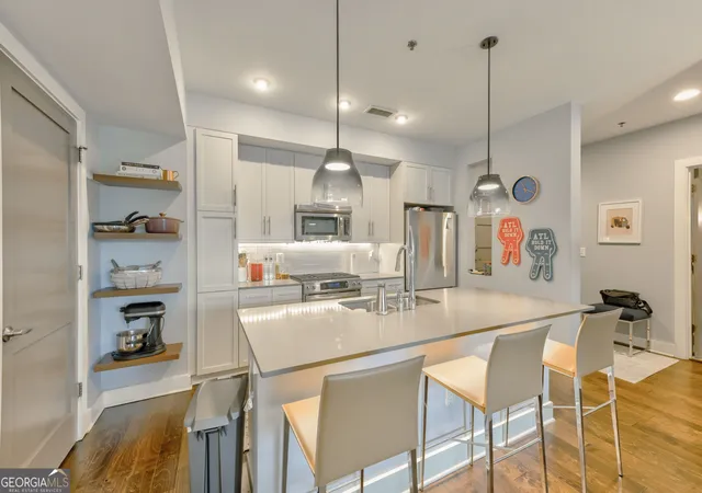 Photo 4 of Condo for sale at 1100 Howell Ml Rd NW #312, Atlanta, GA 30318 | MLS# 10820602 | Listing updated on 2026-09-13