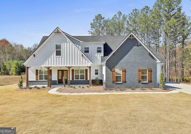 Photo 1 of Sale Pending at 45 Sanders Xing #13, Newnan, GA 30263 | MLS# 10455944 | Listing updated on 2026-08-31