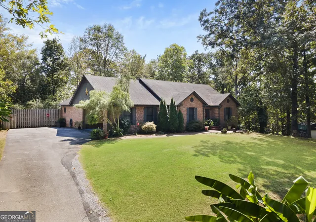 Homes for sale in Summerville, GA | 422 Ridgewood Cir, Summerville, GA 30747 | MLS# 10798791