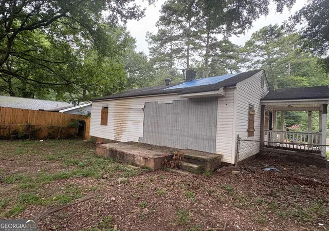 Photo 3 of Sale Pending at 4185 Hanes Dr, Decatur, GA 30035 | MLS# 10814237 | Listing updated on 2026-09-23