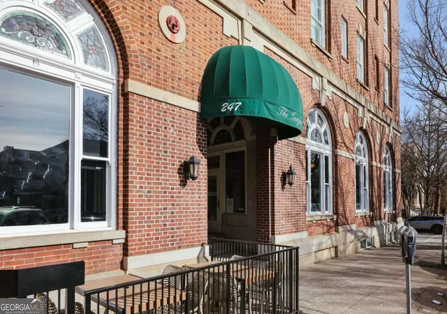 2nd image of 247 Washington St #302, Athens, GA 30601 | MLS# 10683489