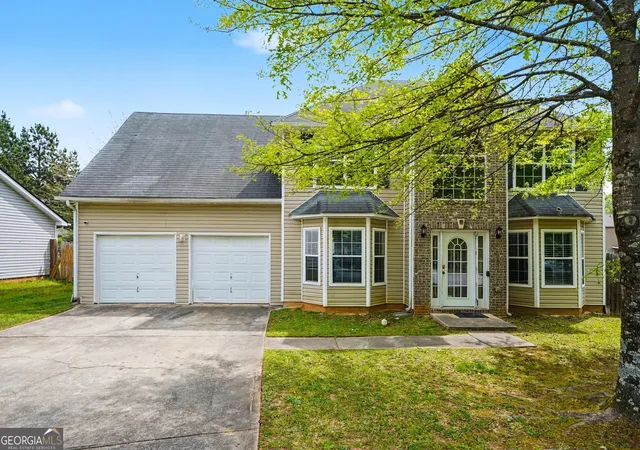 Photo 2 of Single family home for sale at 8710 Walworth Ct, Jonesboro, GA 30238 | MLS# 10737106 | Listing updated on 2026-08-04