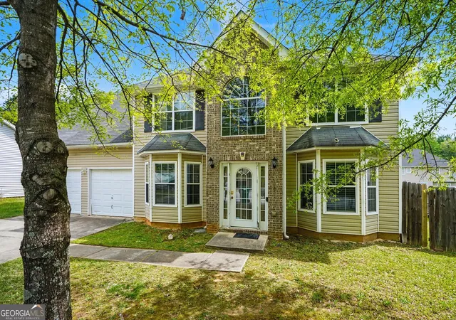 Photo 3 of Single family home for sale at 8710 Walworth Ct, Jonesboro, GA 30238 | MLS# 10737106 | Listing updated on 2026-08-04