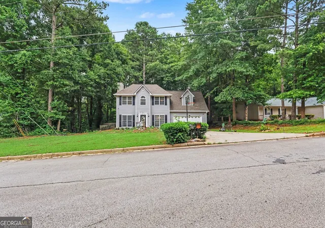 Photo 3 of Sale Pending at 3738 Windy Hl Dr SE, Conyers, GA 30013 | MLS# 10790912 | Listing updated on 2026-10-08