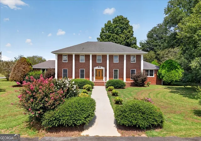Photo 2 of Single family home for sale at 195 River St, Ellijay, GA 30540 | MLS# 10835813 | Listing updated on 2026-09-12