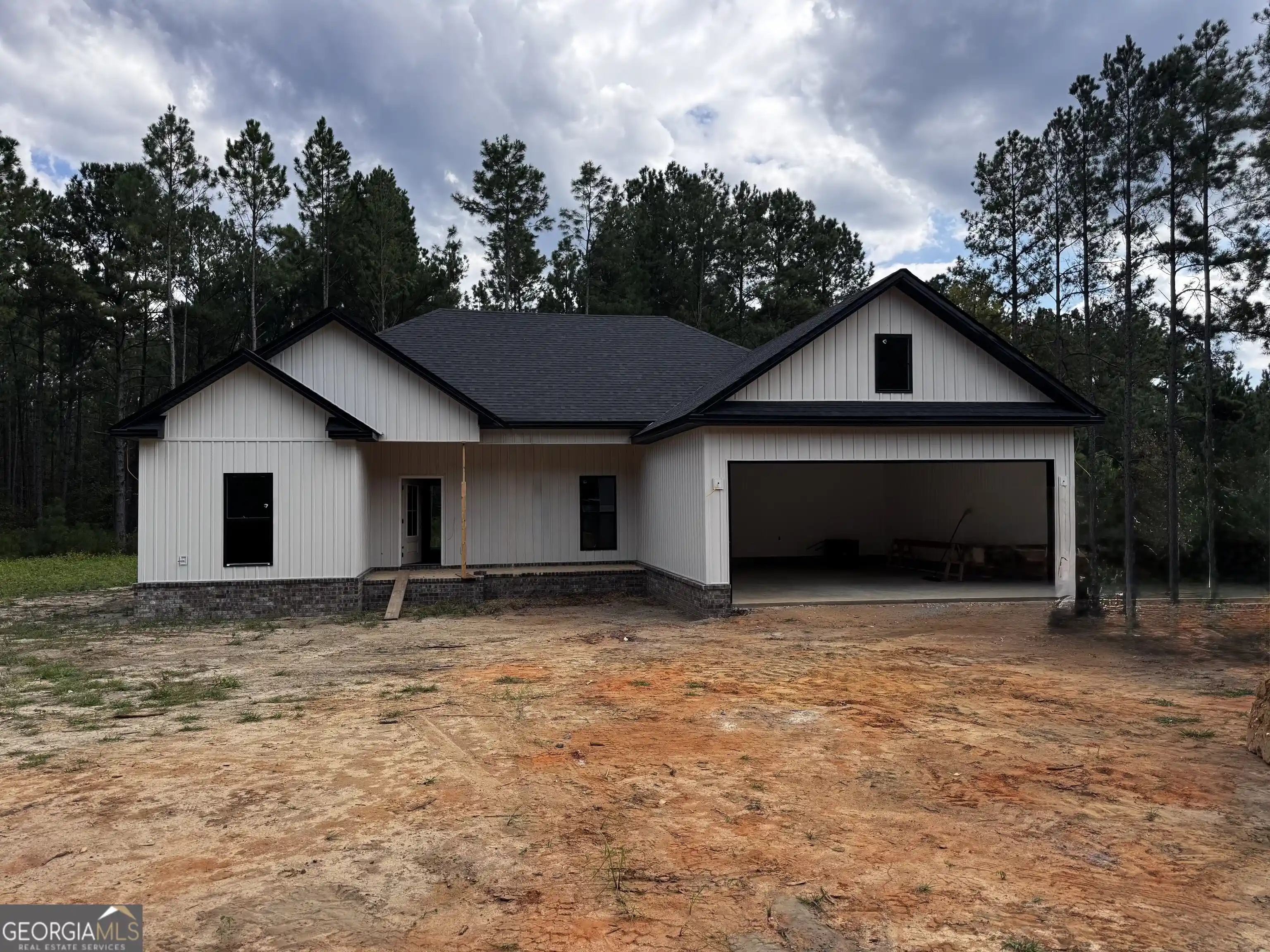 Photo 1 of Single family home for sale at 105 Colby Cir, Dublin, GA 31021 | MLS# 10873768 | Listing updated on 2026-10-29