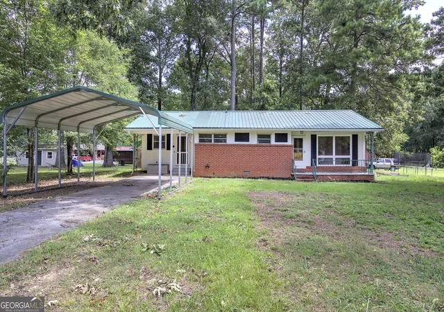1st image of 113 Burton Dr, Calhoun, GA 30701 | MLS# 10772943