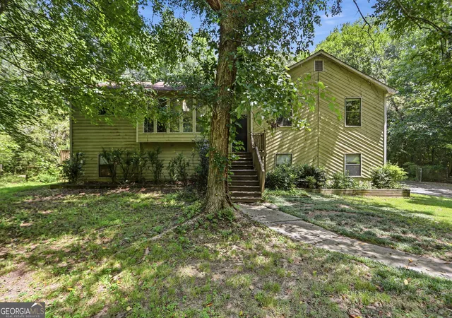 Photo 1 of Single family home for sale at 819 Tramore Ct, Powder Springs, GA 30127 | MLS# 10825597 | Listing updated on 2026-09-28